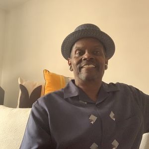 Meet your Posher, Larry c